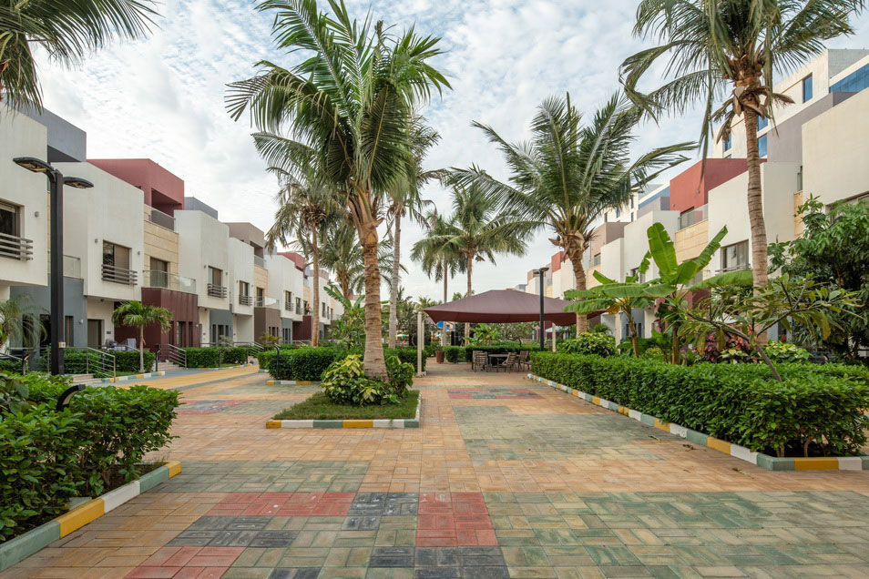 AL-HAJRAYN-VILLAGE-PIC-2